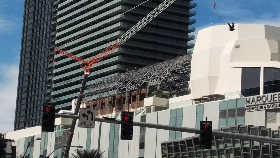 Marquee Dayclub Dome Construction