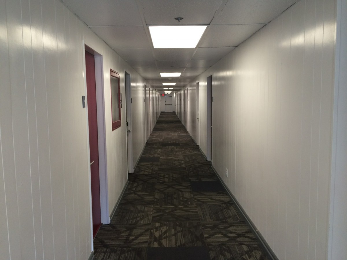 Downtowner Hallway - H