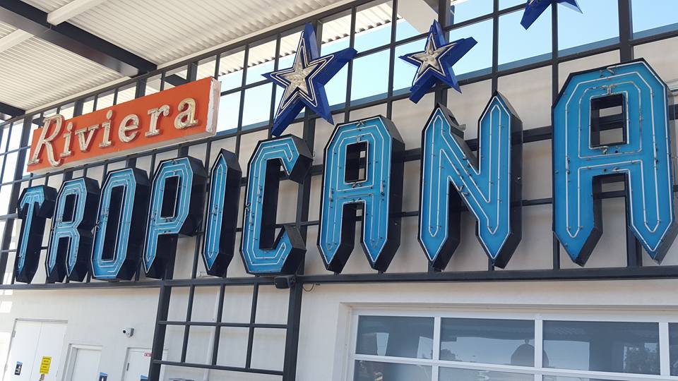 I always thought that this Tropicana logo was underrated.